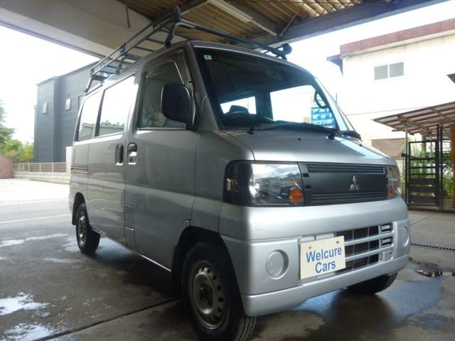 2011 Mitsubishi Minicab Van