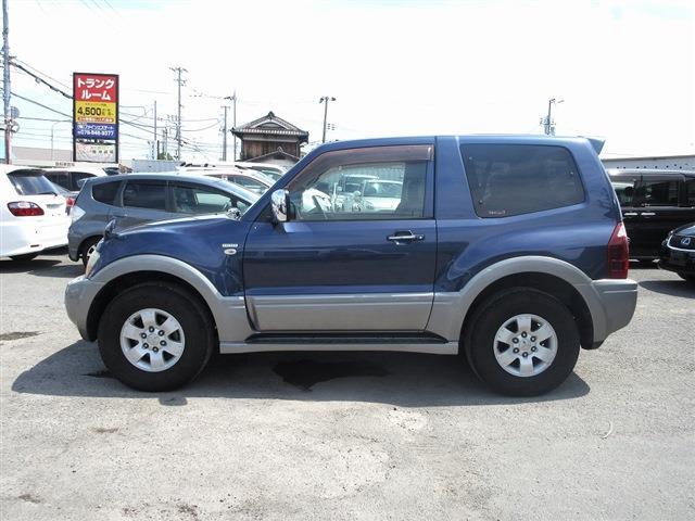 2005 Mitsubishi Pajero – thumbnail 4