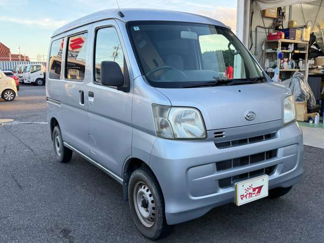 2011 Daihatsu Hijet Cargo – thumbnail 2