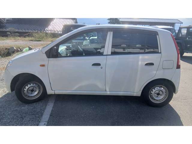 2003 Daihatsu Mira – thumbnail 4