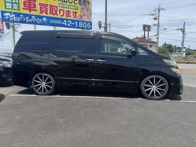 2011 Toyota Vellfire – thumbnail 2