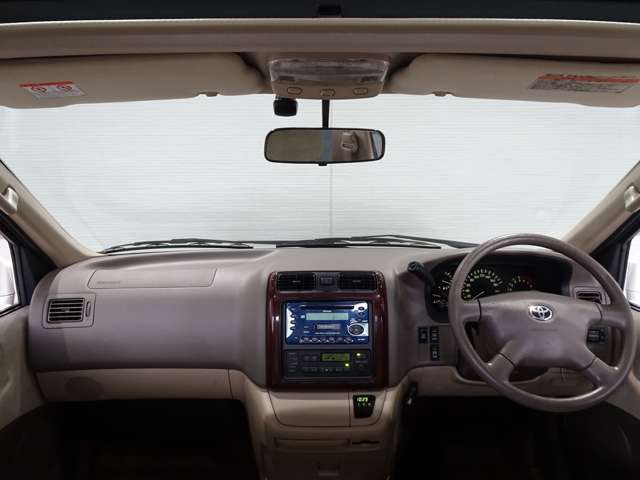 1999 Toyota Grand Hoace – thumbnail 3