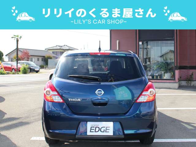2010 Nissan Tiida – thumbnail 4