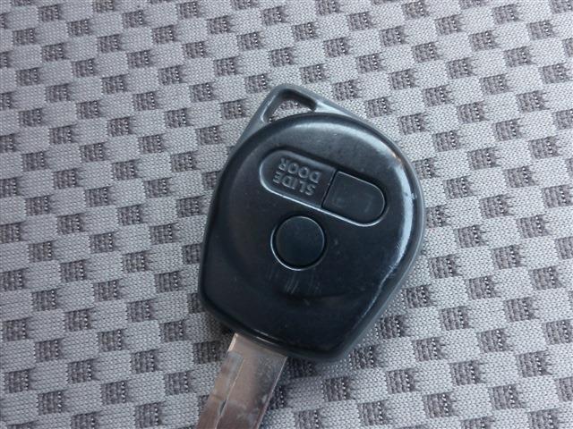 2011 Suzuki Every Wagon – thumbnail 2