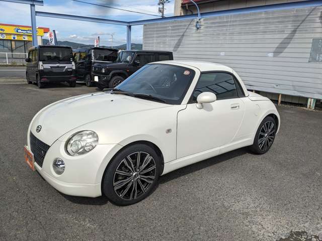 2011 Daihatsu Copen – thumbnail 2