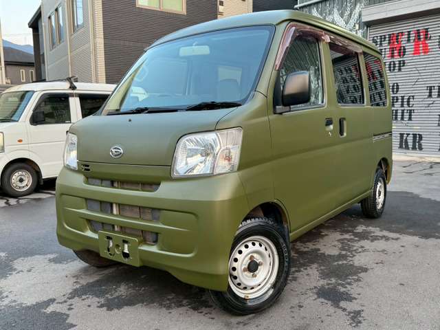 2011 Daihatsu Hijet Cargo – thumbnail 3