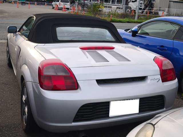 1999 Toyota MR-S – thumbnail 4