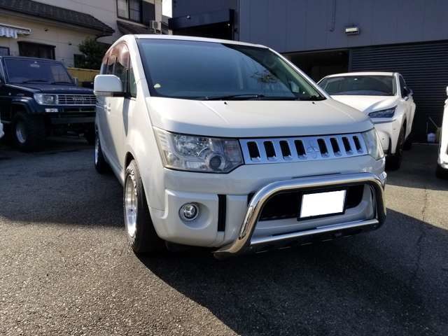 2011 Mitsubishi Delica D:5