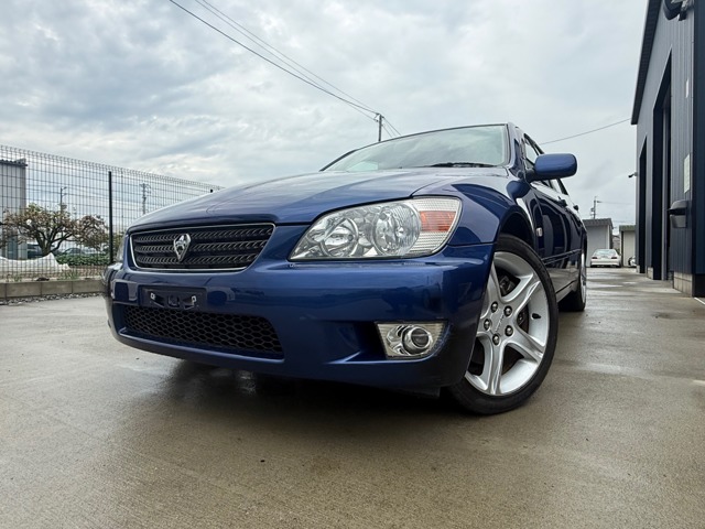 2001 Toyota Altezza