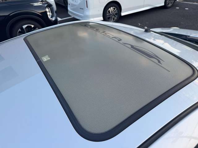 2001 Toyota Celica – thumbnail 2