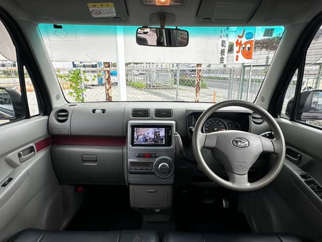2011 Daihatsu Move Conte – thumbnail 2