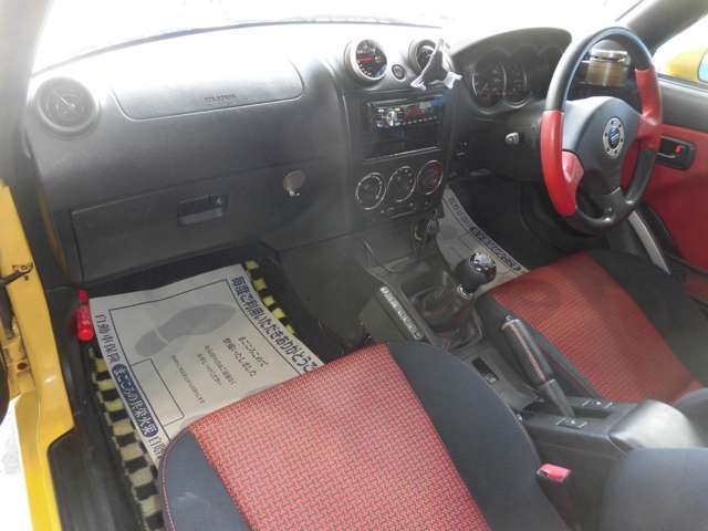 2004 Daihatsu Copen – thumbnail 3
