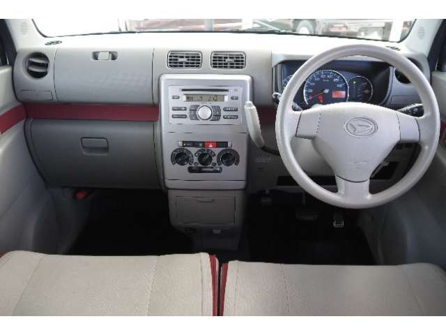 2011 Daihatsu Move Conte – thumbnail 3