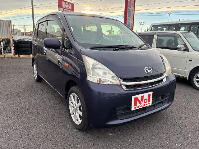 2011 Daihatsu Move – thumbnail 2