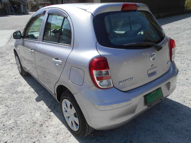 2011 Nissan March – thumbnail 3