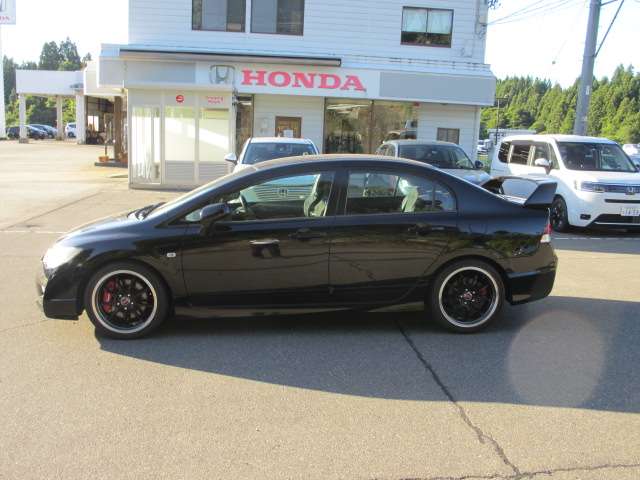 2009 Honda Civic Type R – thumbnail 3