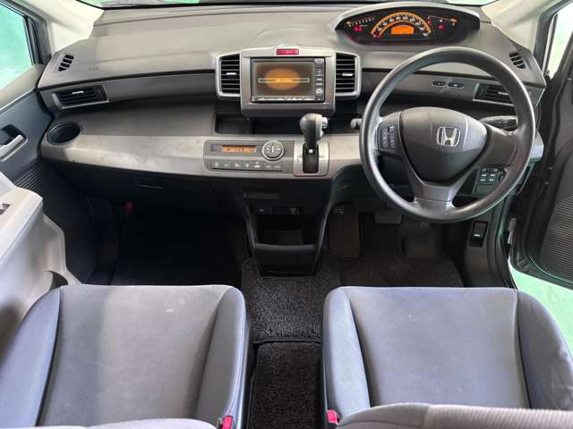2008 Honda Freed – thumbnail 2