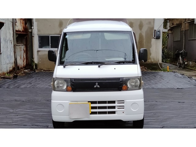 2008 Mitsubishi Minicab Van