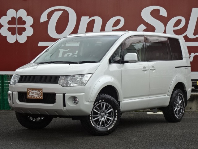 2009 Mitsubishi Delica D:5
