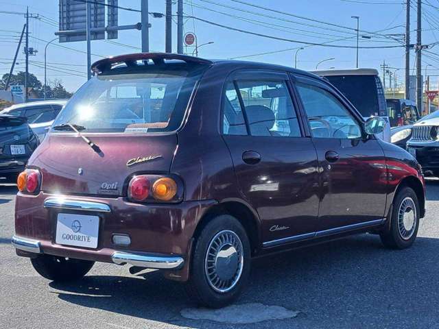 1997 Daihatsu Opti – thumbnail 2