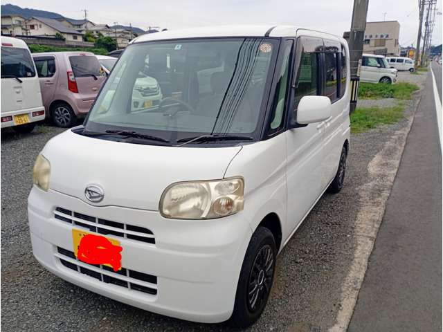 2010 Daihatsu Tanto – thumbnail 2