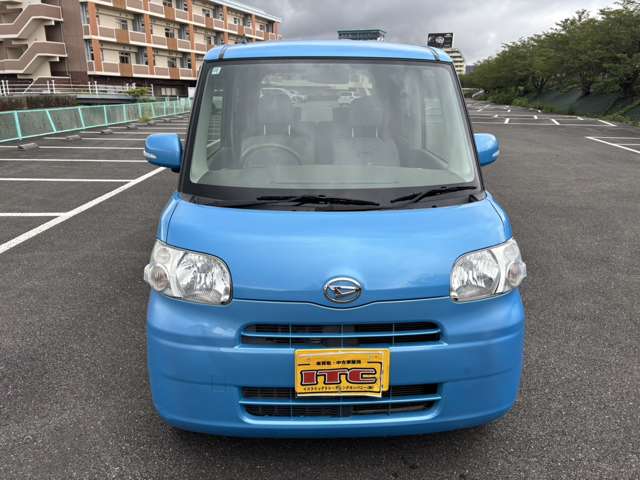 2010 Daihatsu Tanto – thumbnail 3