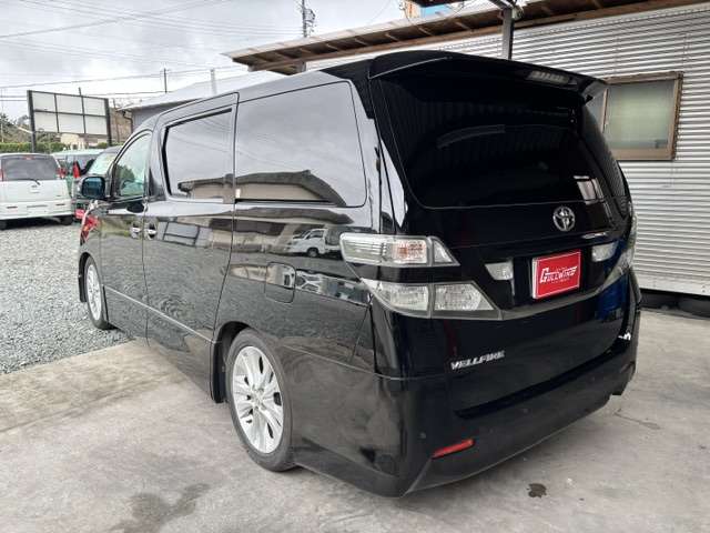 2009 Toyota Vellfire – thumbnail 3