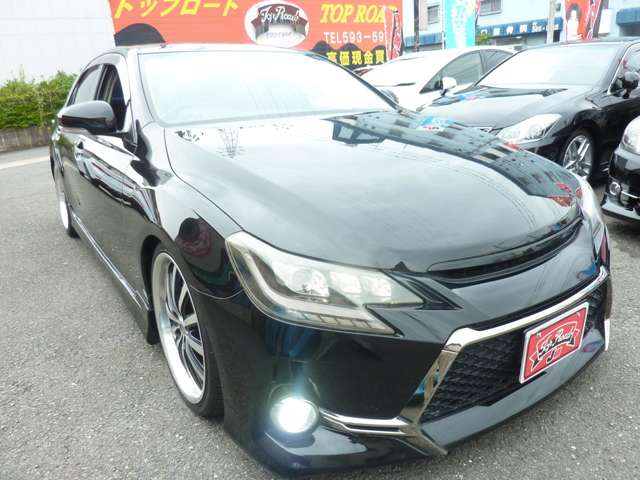 2010 Toyota Mark X – thumbnail 3