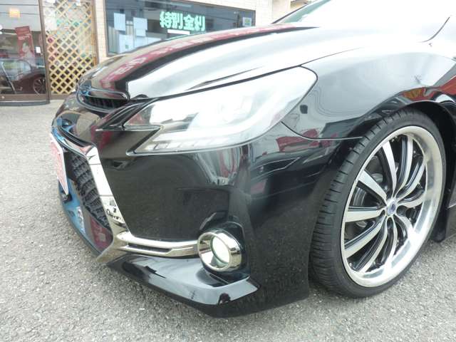 2010 Toyota Mark X – thumbnail 4