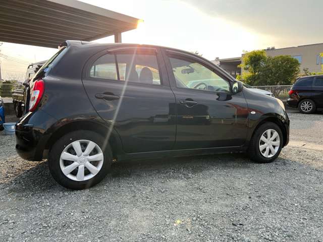 2011 Nissan March – thumbnail 4