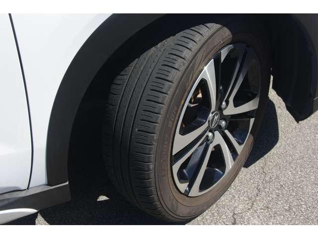 2011 Mitsubishi i – thumbnail 5