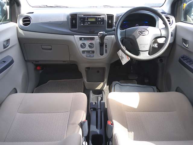2011 Daihatsu Mira e:S – thumbnail 2