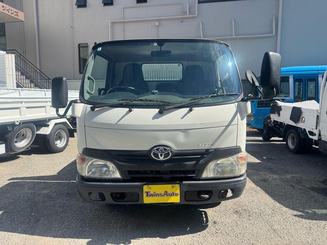2011 Toyota Dyna – thumbnail 4