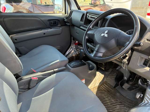 2011 Mitsubishi Minicab Van – thumbnail 7