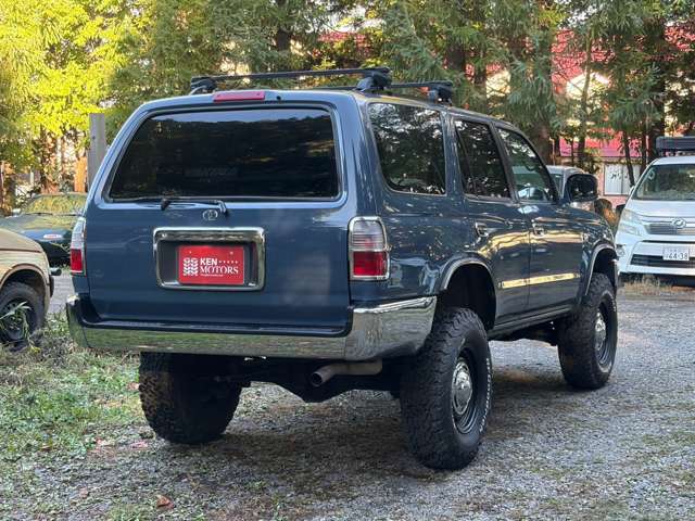 2000 Toyota Hilux Surf – thumbnail 10