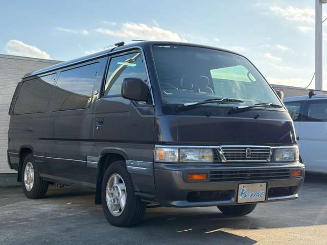 1997 Nissan Caravan Coach – thumbnail 4