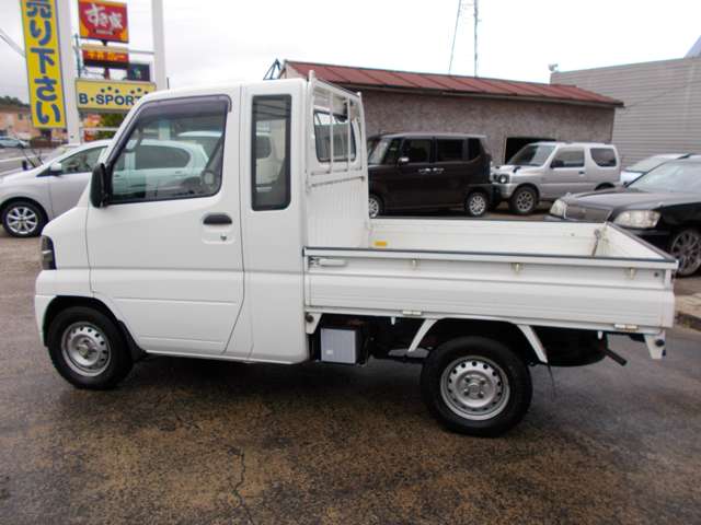 2008 Mitsubishi Minicab Truck – thumbnail 2
