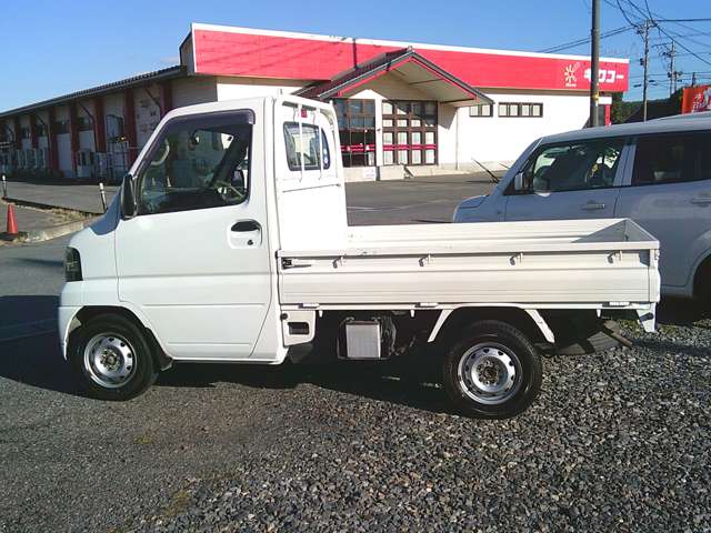 2010 Mitsubishi Minicab Truck – thumbnail 4