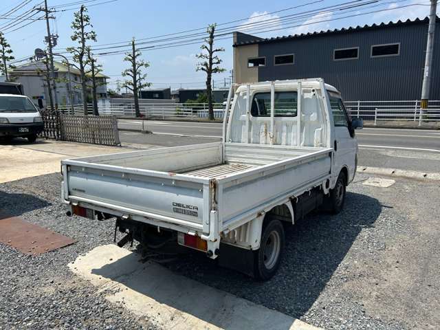 2002 Mitsubishi Delica Truck – thumbnail 4
