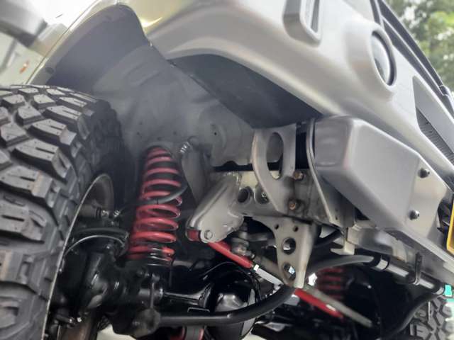 2005 Suzuki Jimny – thumbnail 3