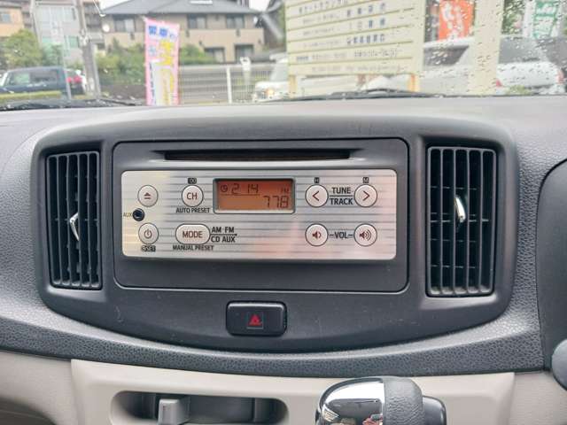 2011 Daihatsu Mira e:S – thumbnail 4