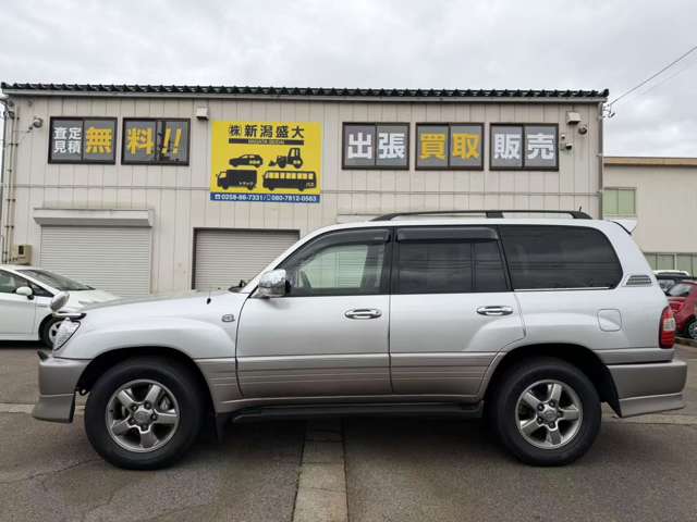 2006 Toyota Land Cruiser 100 – thumbnail 4