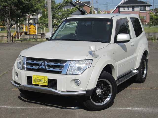 2008 Mitsubishi Pajero – thumbnail 2