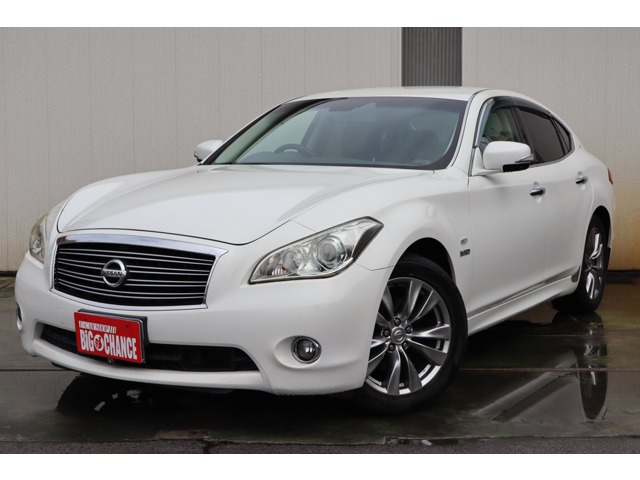 2011 Nissan Fuga Hybrid