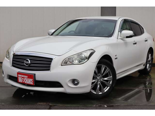 2011 Nissan Fuga Hybrid – thumbnail 3