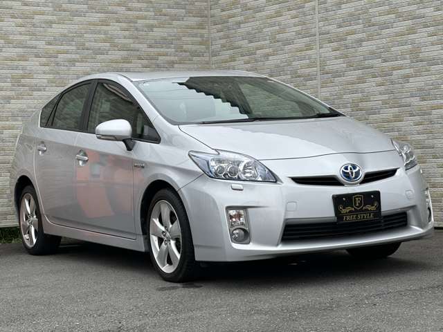 2011 Toyota Prius – thumbnail 4