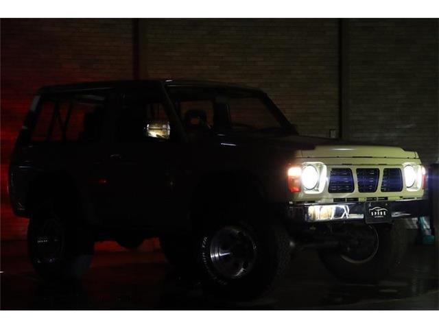 1991 Nissan Safari – thumbnail 2