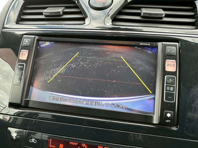 2011 Nissan Serena – thumbnail 4