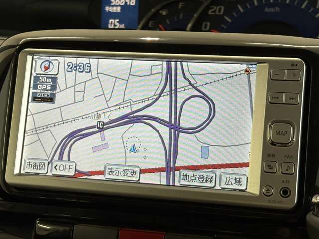 2011 Daihatsu Tanto – thumbnail 3