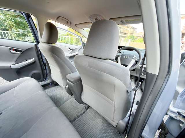 2010 Toyota Prius – thumbnail 4